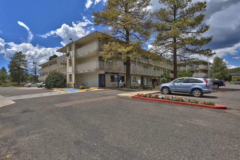 Motel 6 Flagstaff West-Woodlands Village - photo 1