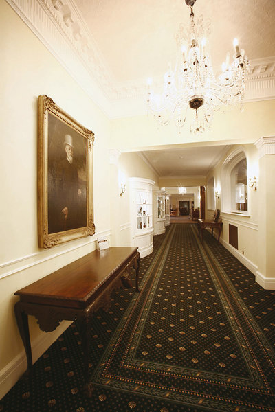 Macdonald Old England Hotel & Spa - photo 3