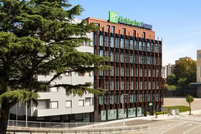 Holiday Inn Express Porto Boavista an IHG Hotel - photo 2