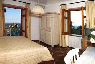 Punta Chiarito Resort - photo 1