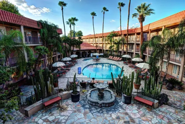 DoubleTree Suites by Hilton Tucson - Williams Center - foto 4