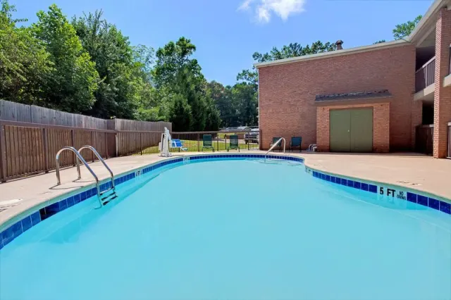 Super 8 by Wyndham Acworth/Atlanta Area - photo 4