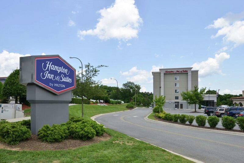 Hampton Inn  Suites Greensboro Coliseum Area - photo 1