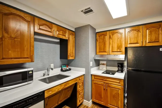 Homewood Suites by Hilton PhoenixBiltmore - photo 3