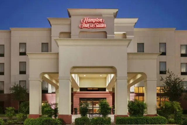 Hampton Inn & Suites Lawton - photo 2