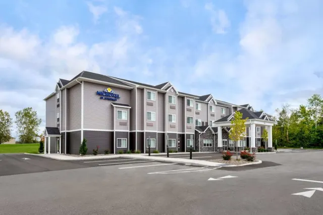 Microtel Inn & Suites by Wyndham Farmington, Farmington