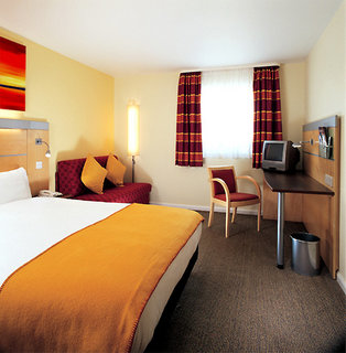 Premier Inn Banbury (M40, J11) - photo 1