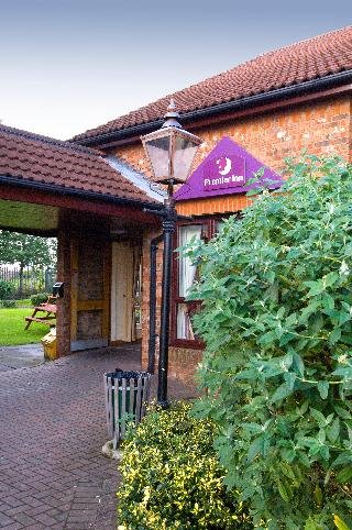 Premier Inn Manchester Denton - photo 4