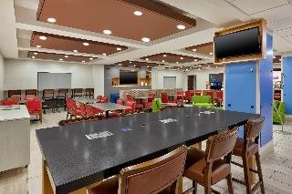 Holiday Inn Express & Suites Chesapeake - photo 4