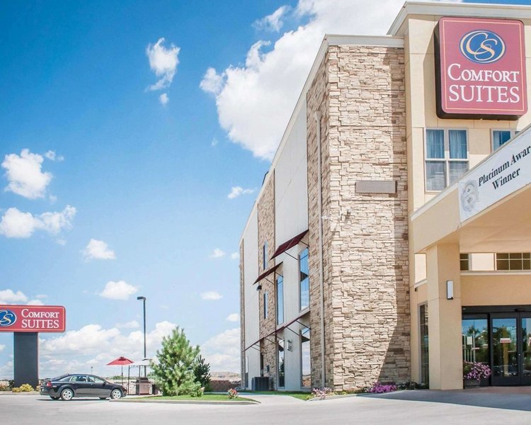 Comfort Suites Farmington - photo 1