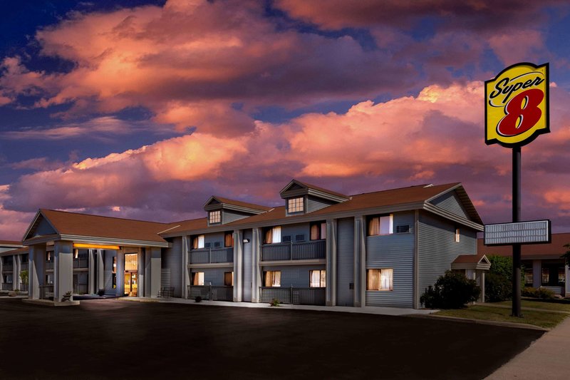 Super 8 by Wyndham La Crosse - foto 1