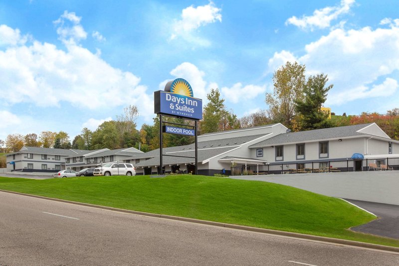 Days Inn & Suites by Wyndham Wisconsin Dells - foto 1