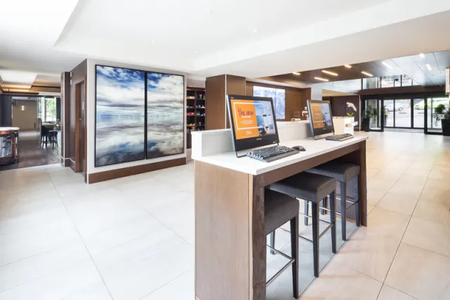 DoubleTree by Hilton Hotel & Suites Victoria - foto 3