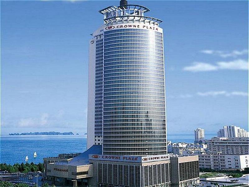 Crowne Plaza - photo 1