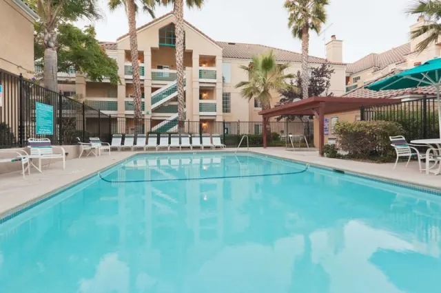Sonesta ES Suites San Francisco Airport San Bruno - photo 2