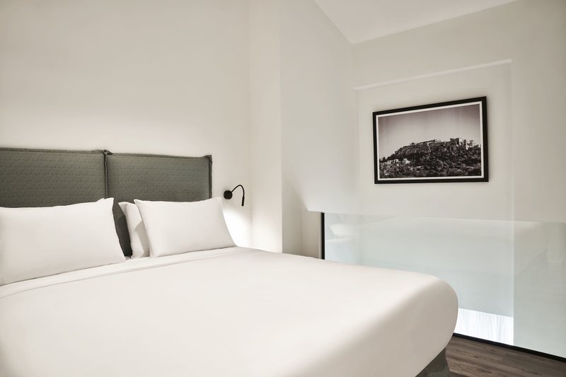 NLH Monastiraki Hotel - photo 1