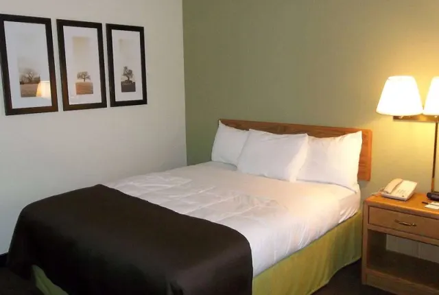 AmericInn by Wyndham Grand Rapids - photo 4