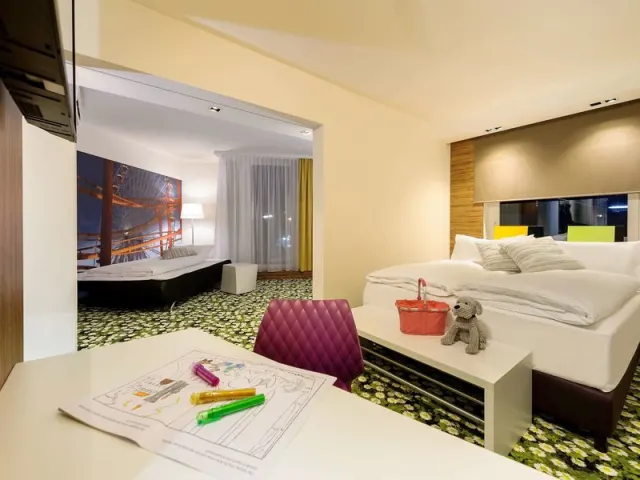 ibis Styles Wien City Hotel - photo 2