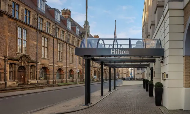 Hilton Cambridge City Centre - photo 4