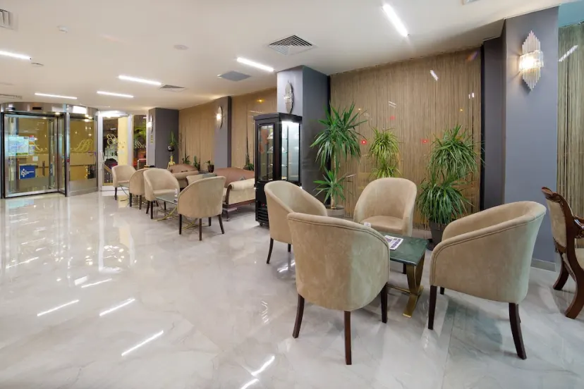 Hotel Bulvar Palas - photo 1