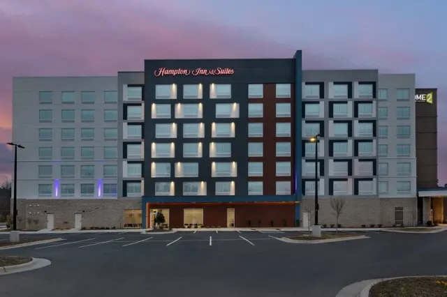 Hampton Inn & Suites Durham University Medical Center - photo 4