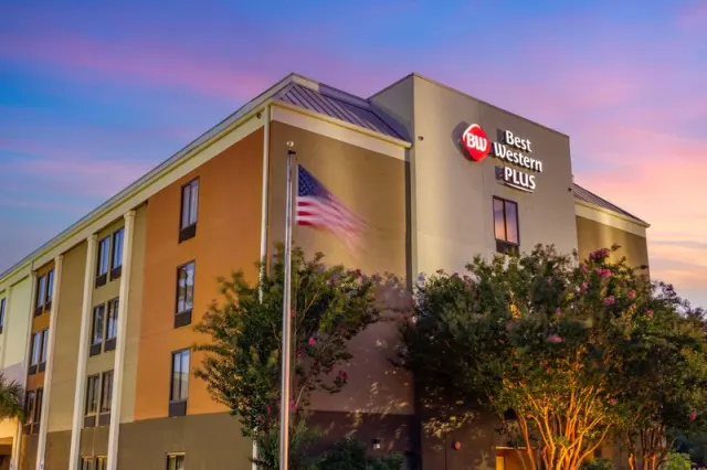 Best Western Plus WilmingtonWrightsville Beach, North Carolina