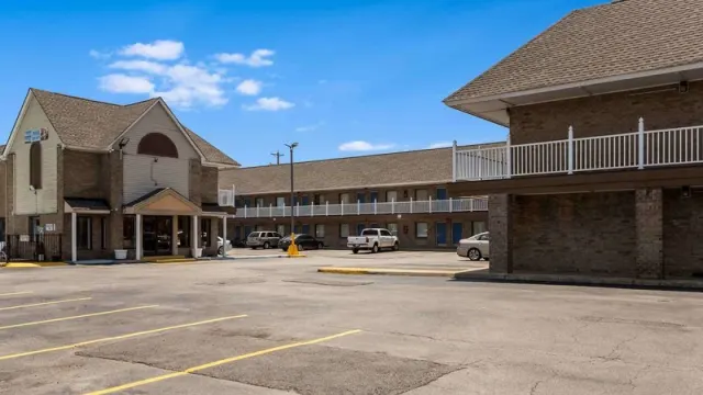 Motel 6 Portsmouth - photo 4