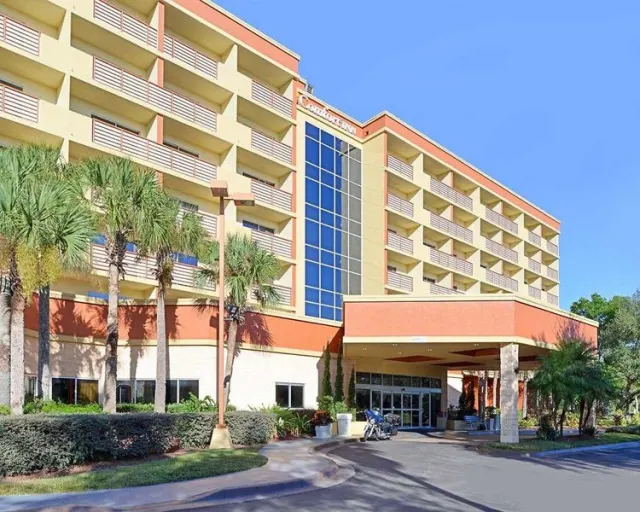 Crowne Plaza Orlando  Lake Buena Vista - photo 2
