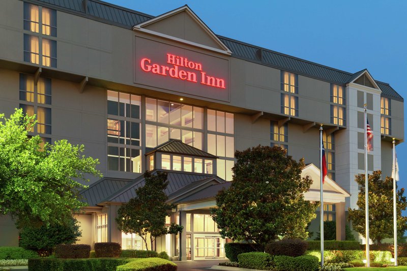 Hilton Garden Inn Dallas Market Center - photo 1