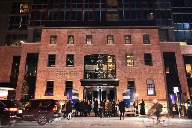 Bisha Hotel Toronto - photo 2