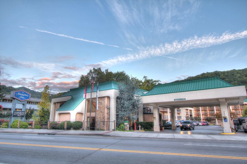 Hampton Inn Gatlinburg - photo 1