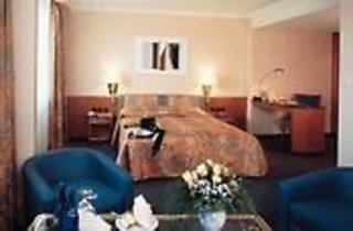 Crowne Plaza Zurich - photo 3