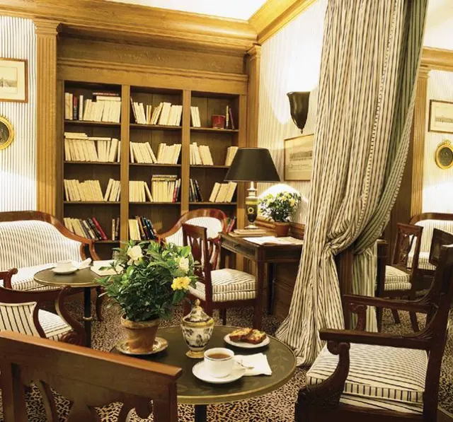 Maison Astor Paris, Curio Collection by Hilton - photo 3