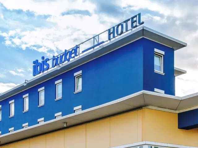 B&B HOTEL Salzburg-Nord - photo 2