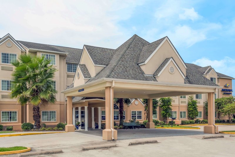 Microtel Inn & Suites by Wyndham Houma - photo 1