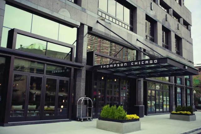 Thompson Chicago, Illinois