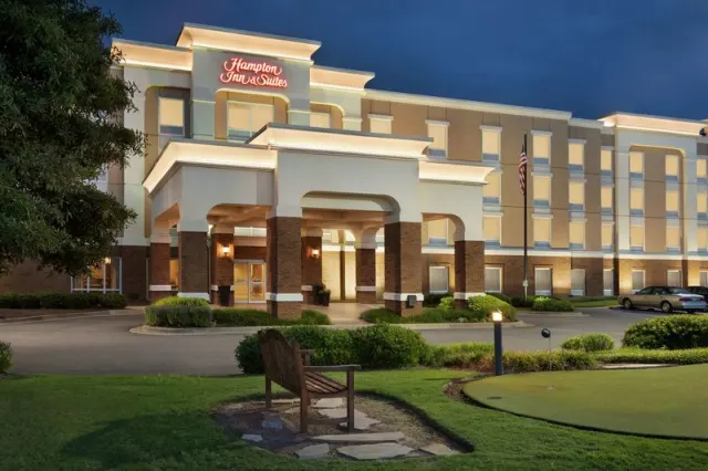 Hampton Inn & Suites Montgomery-Downtown - photo 3