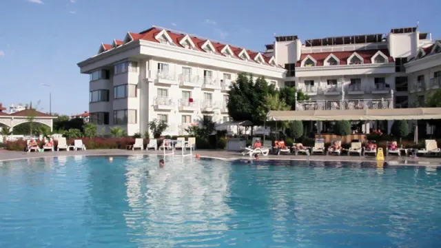 Grand Miramor Hotel - photo 4