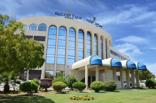 Golden Tulip Seeb Hotel - photo 2
