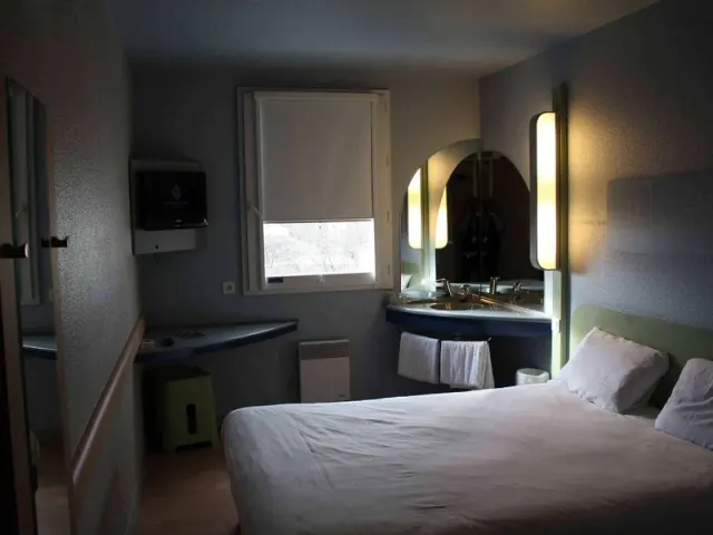ibis budget Lyon Villeurbanne - photo 4