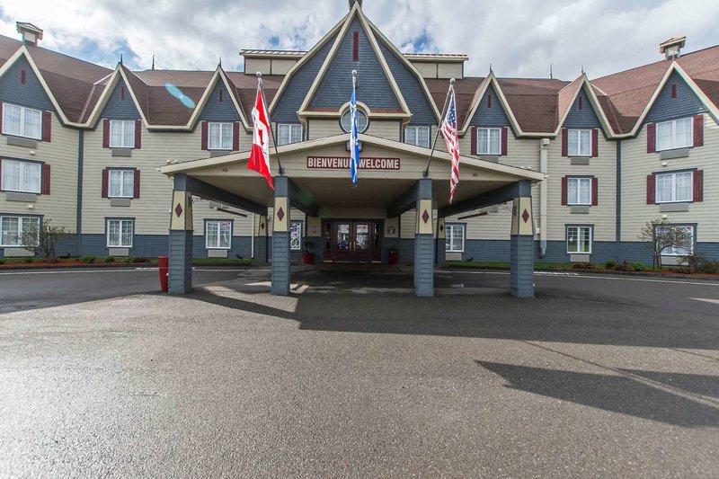 Hotel Loup - photo 1