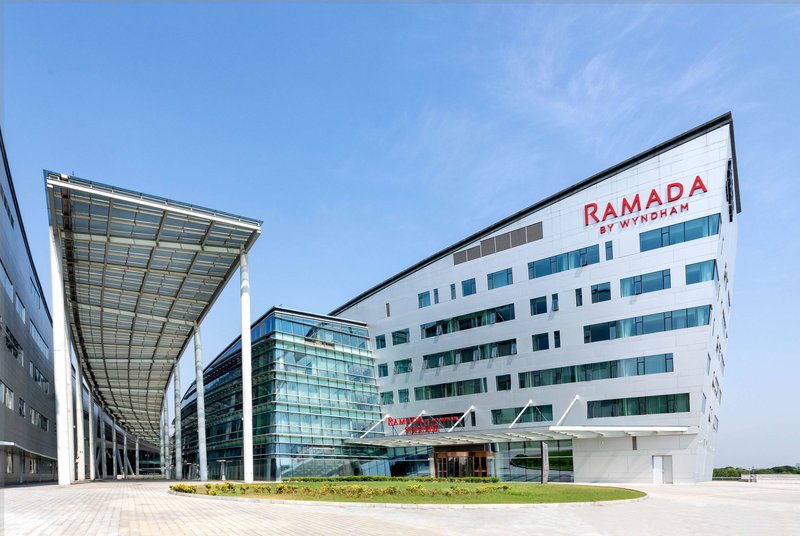 Ramada By Wyndham Huzhou Wuxing - foto 1