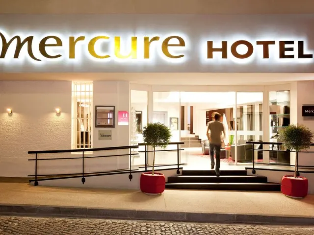 Mercure Avignon Centre Palais des Papes - photo 3