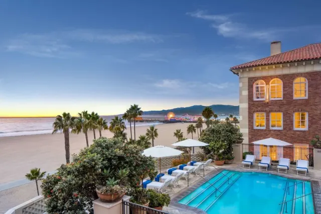 Hotel Casa del Mar - photo 2