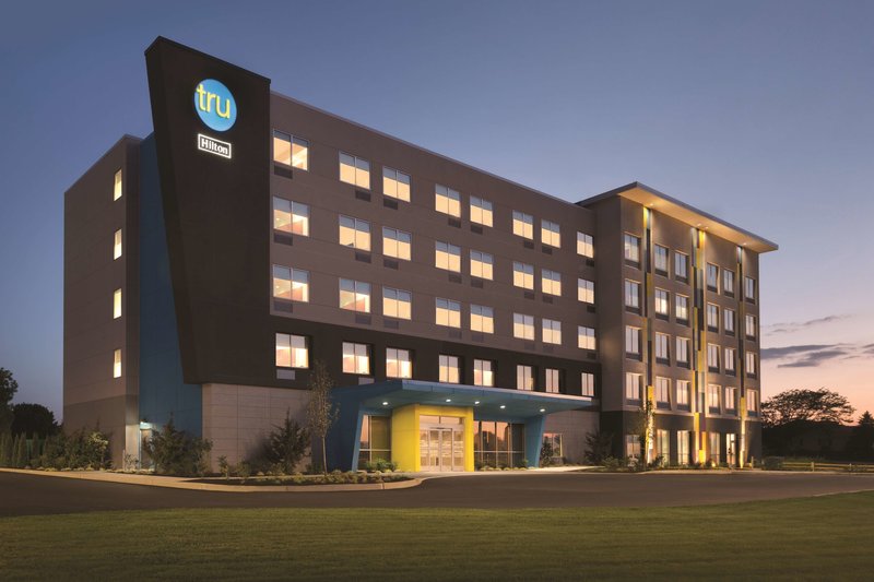 Tru by Hilton Lancaster East - photo 1