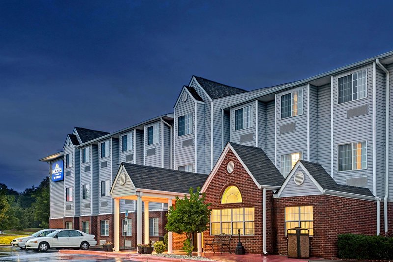 Microtel Inn & Suites by Wyndham Statesville - photo 1