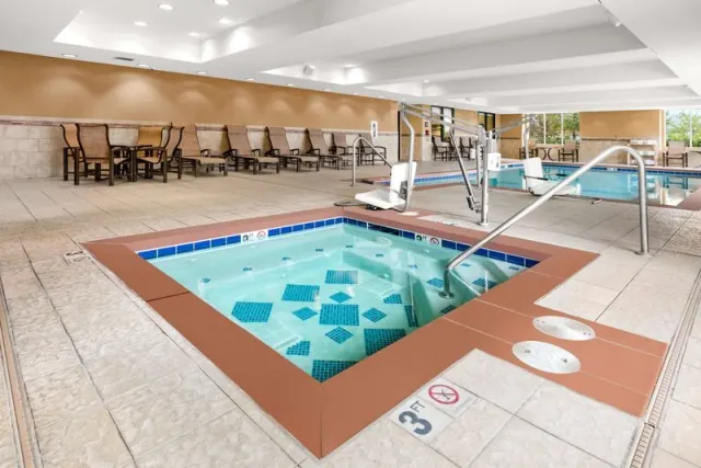Hampton Inn  Suites Fairbanks - foto 4