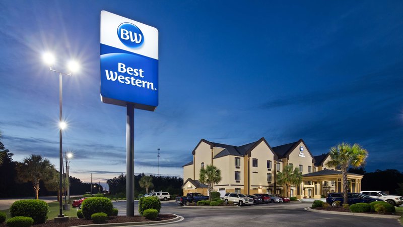 Best Western Executive Inn - photo 1
