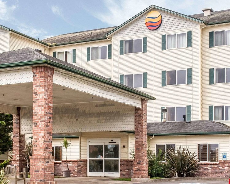 Comfort Inn & Suites - foto 1