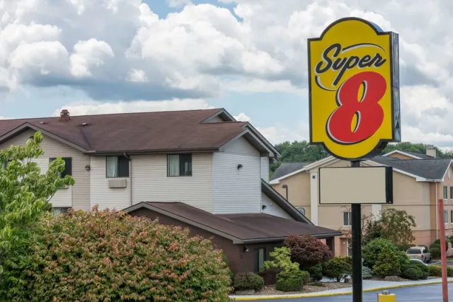 Super 8 by Wyndham New Stanton - fotoğraf 2